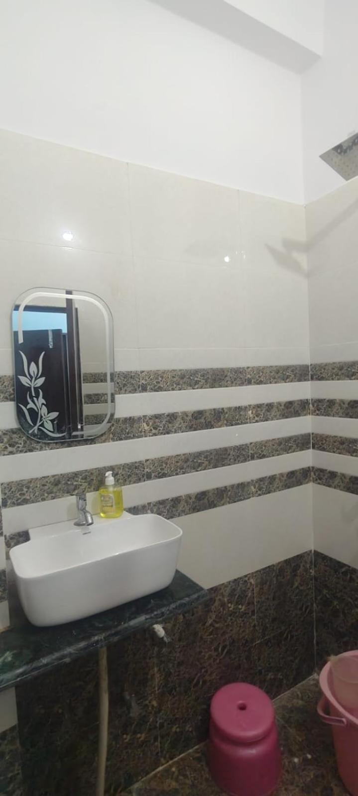 Jpm Guest House Варанасі Екстер'єр фото
